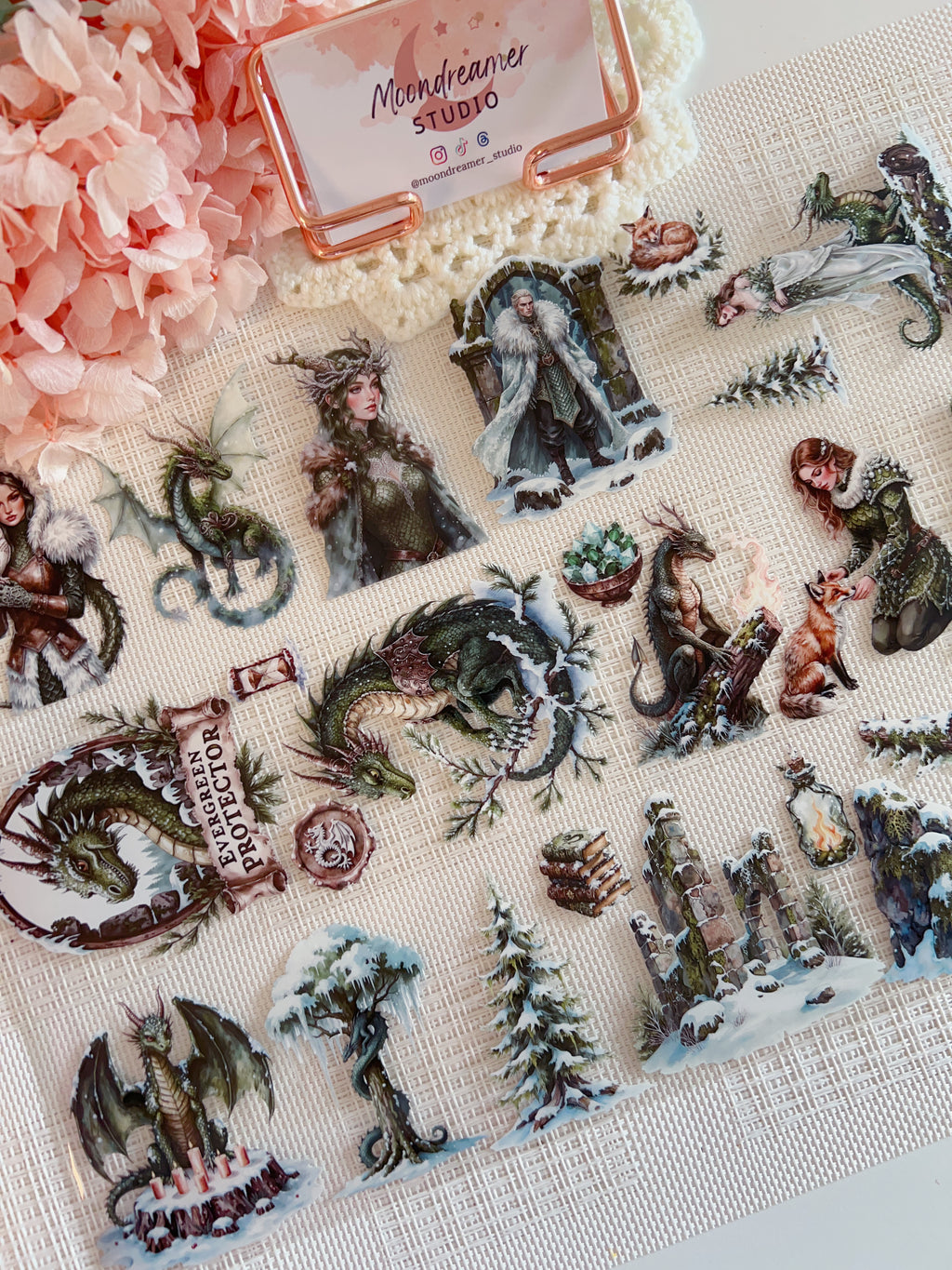 M - Dungeons & Dragons | PET Tape