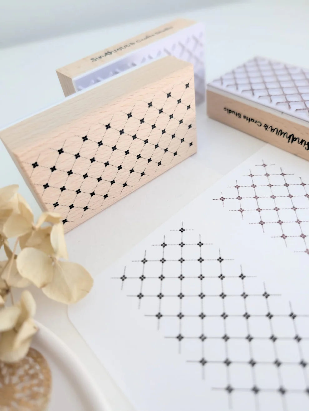 SCS - Vintage Weave | Beechwood Rubber Stamp
